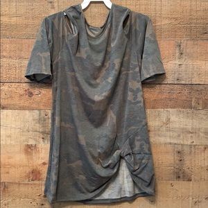 New 3/4 sleeve open shoulder camouflage tee